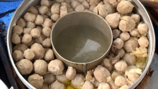 Enak! Bakso Ada Rasa Pak Toni di Purwokerto, Legendaris Rasanya Selalu Ngangenin