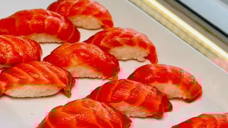 Takumi Ya Express Hadir di Cilacap! Sushi Premium Mulai 5 Ribu, Wajib Coba