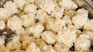 Cilok Kriwil Pedas Manis yang Lagi Viral di Kroya, Wajib Coba!