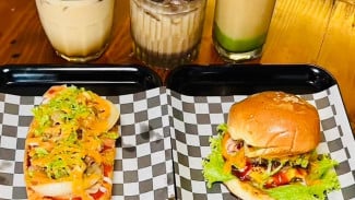 Burger Rasa Rasan! Sensasi Burger Terbaik di Kroya, Cilacap dengan Saus Rahasia