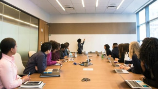 Begini Anggaran Konsumsi Rapat Menteri 2026: Ngemil Rp 53 Ribu, Makan Rp 118 Ribu