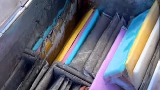 Nostalgia Jajanan Jadul Unik di Purwokerto, Es Krim Gepeng Bisa Jadi Pilihan