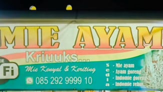 Mie Ayam Kriuk Teluk! Hidden Gem Mie Kecil Kriting dengan Sensasi Nyemek Gurih