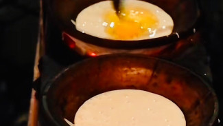 Serabi Mixmax Purwokerto: Legenda Serabi Malam yang Tetap Juara