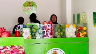 Segar & Sehat! Salad Buah Enak Harga Bersahabat di Salad Nadia