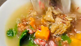 Senerek Makuwo: Nikmati Sop Senerek Magelang dengan Nuansa Joglo Asli di Purwokerto!