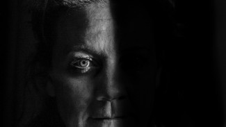 Aura Misterius Weton Selasa Pahing: Pendiam, Angker, tapi Memikat Hati