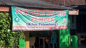 Jajan Enak Pempek Tekwan Macik di Purwokerto, Ada yang Unik Beda Dari yang Lain