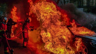 Detik Detik Mobil Meledak di Perempatan Kota Purbalingga, Suara Gemuruh Gegerkan Warga