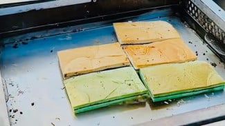 Surga Jajanan Nostalgia di Pasar Kedung Malang Sumbang Banyumas!