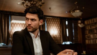 Langsung Nyaman! 3 Weton Mudah Bikin Orang Jatuh Cinta, Tiba-Tiba Klik