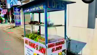 Murah Meriah Rasa Nostalgia! Nasi Kuning & Lopis Si Jhon Purwokerto Favorit Warga Lokal