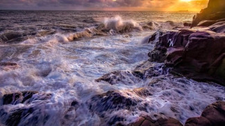 BMKG Peringatkan Gelombang Dahsyat di Cilacap Kebumen! Ini Jadwalnya