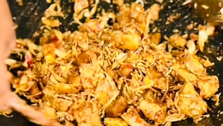 Warung Bu Titin Purbalingga: Gecot & Rujak Medok Mantap Cuma 8 Ribuan!