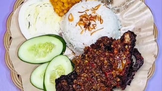 Bebek Mercon Madura Malam Hari di Bobosan Purwokerto! Pedas, Gurih, & Free Refill