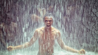 5 Weton Pembawa Rezeki Deras Seperti Hujan: Siap-Siap Kebanjiran Keberuntungan!