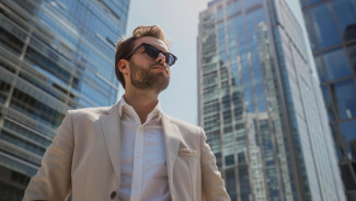 Dulu Diremehkan, Sekarang Jadi Sultan! Ini 4 Weton Paling Mengejutkan yang Punya Takdir Kaya Raya