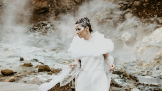 Weton Pilihan Nyai Ratu Mustika Kencono: Pesona Alami dan Wibawa Pemimpin Sejati