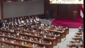 Anggaran Rp 372,9 M dan Foto Nasi Tempong: Studi Banding DPRD Jabar Tuai Kritik