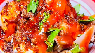 Pentol Muncrat Asa: Prasmanan Pedas Murah Meriah yang Lagi Viral di Bumiayu!