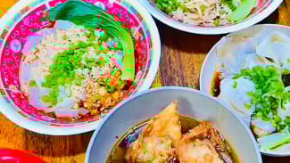 Maomie Ayam: Bakmie Chili Oil Viral Rasa Chef, Cuma 10K di Purbalingga!