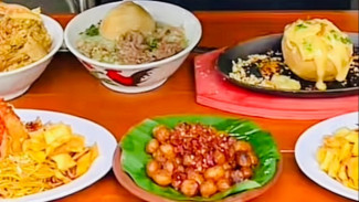 Bakso Abizzz: Sensasi Bakso Mercon Tumpeng & Mie Ayam 10K di Purwokerto!