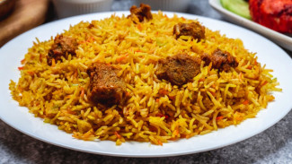 5 Rekomendasi Nasi Kebuli di Cilacap: Aroma Rempah Menggoda Selera!