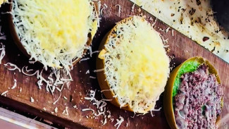 Martabak Mini Bintang Rasa: Topping Barbar, Harga Bersahabat di Purwokerto!