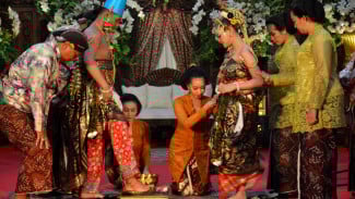 Filosofi Jawa: Bagaimana Manunggaling Kawula Gusti Membuka Jalan Menuju Kedamaian Batin dan Sukses Sejati