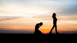 10 Weton yang Bikin Susah Dapat Jodoh? Fakta Mengejutkan di Balik Tradisi Primbon Jawa yang Masih Dipercaya!