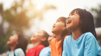 5 Weton Anak Perempuan yang Dipercaya Jadi Magnet Rezeki dan Keberuntungan, Nomor 3 Sering Diabaikan!