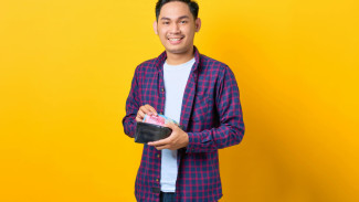 Rezeki dan Keuangan Senin Pon di 2025: Jurus Ampuh Meraih Kekayaan dan Stabilitas