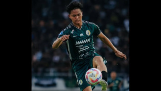 Main Cuma 17 Menit, Hokky Caraka Jadi Biang Emosi Suporter Garuda Muda Saat Lawan Malaysia di Piala AFF U23 2025