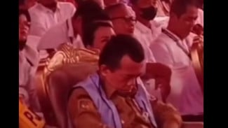 Viral Video Gubernur Jambi Diduga Tertidur Saat Presiden Prabowo Pidato, Al Haris: Saya Difitnah, Saya Segar Bugar
