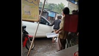 Bentrok Zona Jemput! 3 Ojek Pangkalan Ditangkap Usai Hadang Taksi Online Usai Ibu dan Bayi Dipaksa Turun