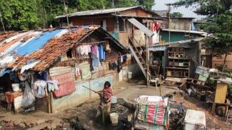 Fakta Ironis dari Data BPS: Uang Orang Miskin Lebih Banyak Habis untuk Rokok daripada Pangan Bergizi