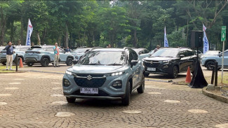 4.000 Pemesan Nggak Salah Pilih? Suzuki Fronx Bikin Ribuan Orang Antre Test Drive di GIIAS 2025!