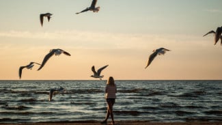 Rahasia Hari Keberuntungan & Kesialan Weton Senin Wage yang Jarang Diketahui!