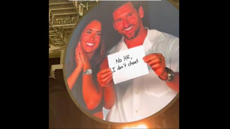 Terciduk Kiss Cam, Messi dan Istri Bikin Heboh Konser Coldplay di Miami: Saya Tidak Selingkuh