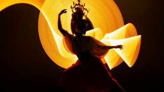 Pancaran Rahasia Aura Pengasihan Alami 2 Weton Ini yang Bikin Semua Orang Terpukau