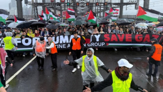 Julian Assange Ambil Bagian dalam Aksi Besar Pro-Palestina di Sydney: Seruan Kemanusiaan untuk Gaza Bergema