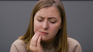 Waspada! Mimpi Gigi Atas Copot? Ini 7 Pertanda Buruk yang Wajib Anda Tahu