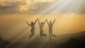 Bulan Kejutan! 10 Weton Ini Diprediksi Bangun dari ‘Tidur Panjang’ dan Dihujani Rezeki Menurut Primbon Jawa