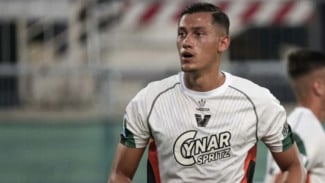Baru Resmi Gabung, Jay Idzes Terancam Tergusur oleh Trio Bek Tangguh Sassuolo Sebelum Debut di Serie A