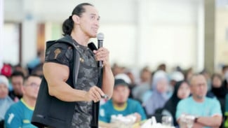 Ade Rai Bagikan Rahasia Atasi Perut Buncit: Kuncinya Makanan, Gerak, dan Pikiran Sehat!