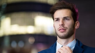 4 Weton Punya Daya Pikat Kuat, Bikin Orang Terpikat Menurut Primbon Jawa