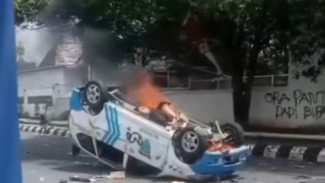 Ricuh! Aksi Demo Pati Banyak Serangan, Bahkan Mobil Polisi Dibakar Massa