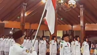 74 Paskibraka Banjarnegara Dikukuhkan, Siap Kibarkan Merah Putih di HUT RI ke-80