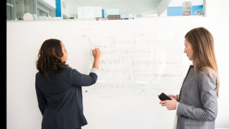 Inilah 6 Weton yang Bisa Membuat Orang Lain Mengikuti Jejak Mereka