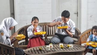 Viral! Tim MBG dihadang Kades dan Warga di Tambahrejo Batang, Sengketa Lahan Jadi Sorotan